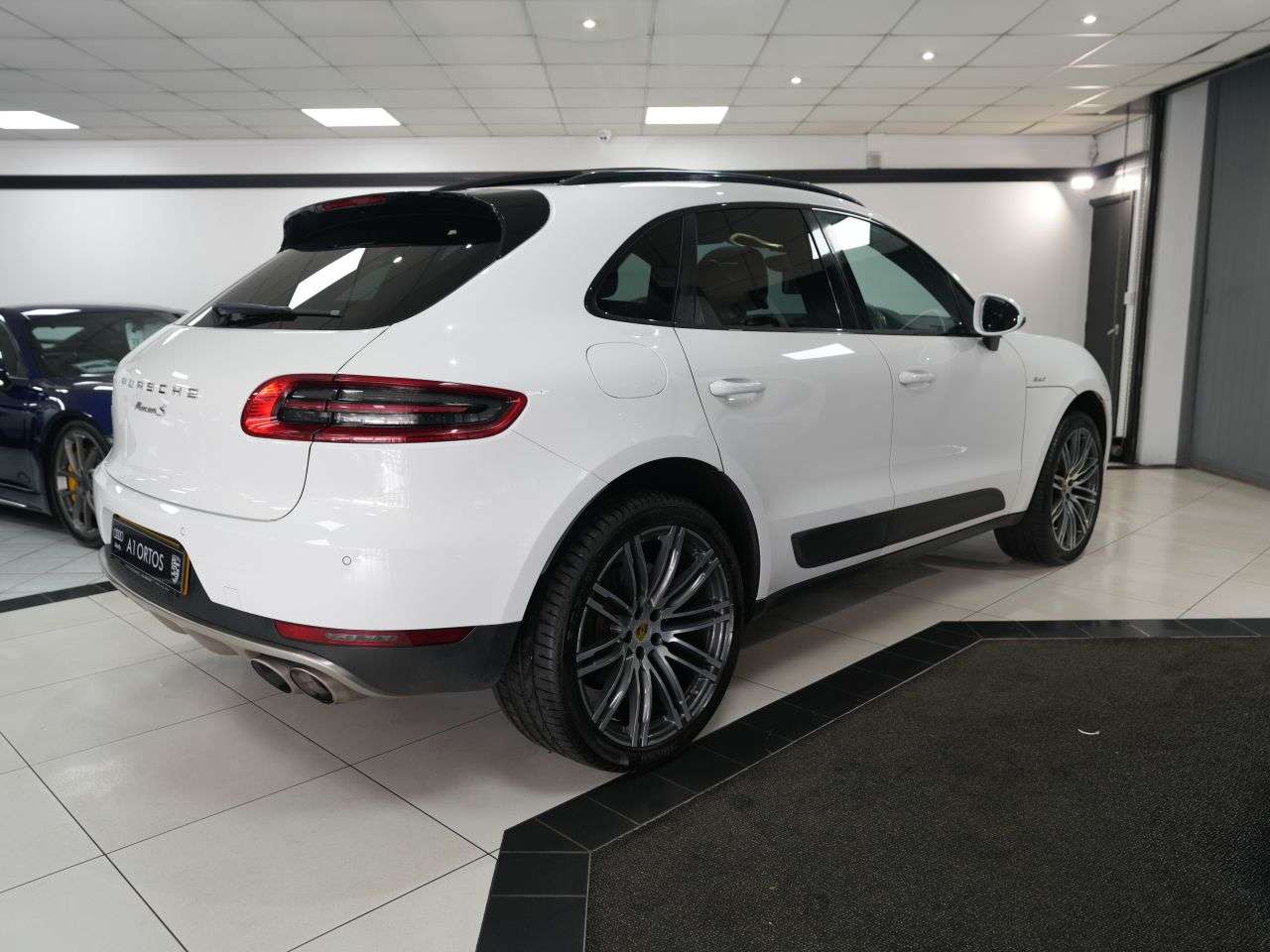 2014 PORSCHE MACAN 2014 PORSCHE MACAN