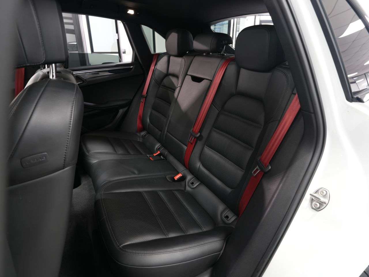 2014 PORSCHE MACAN 2014 PORSCHE MACAN