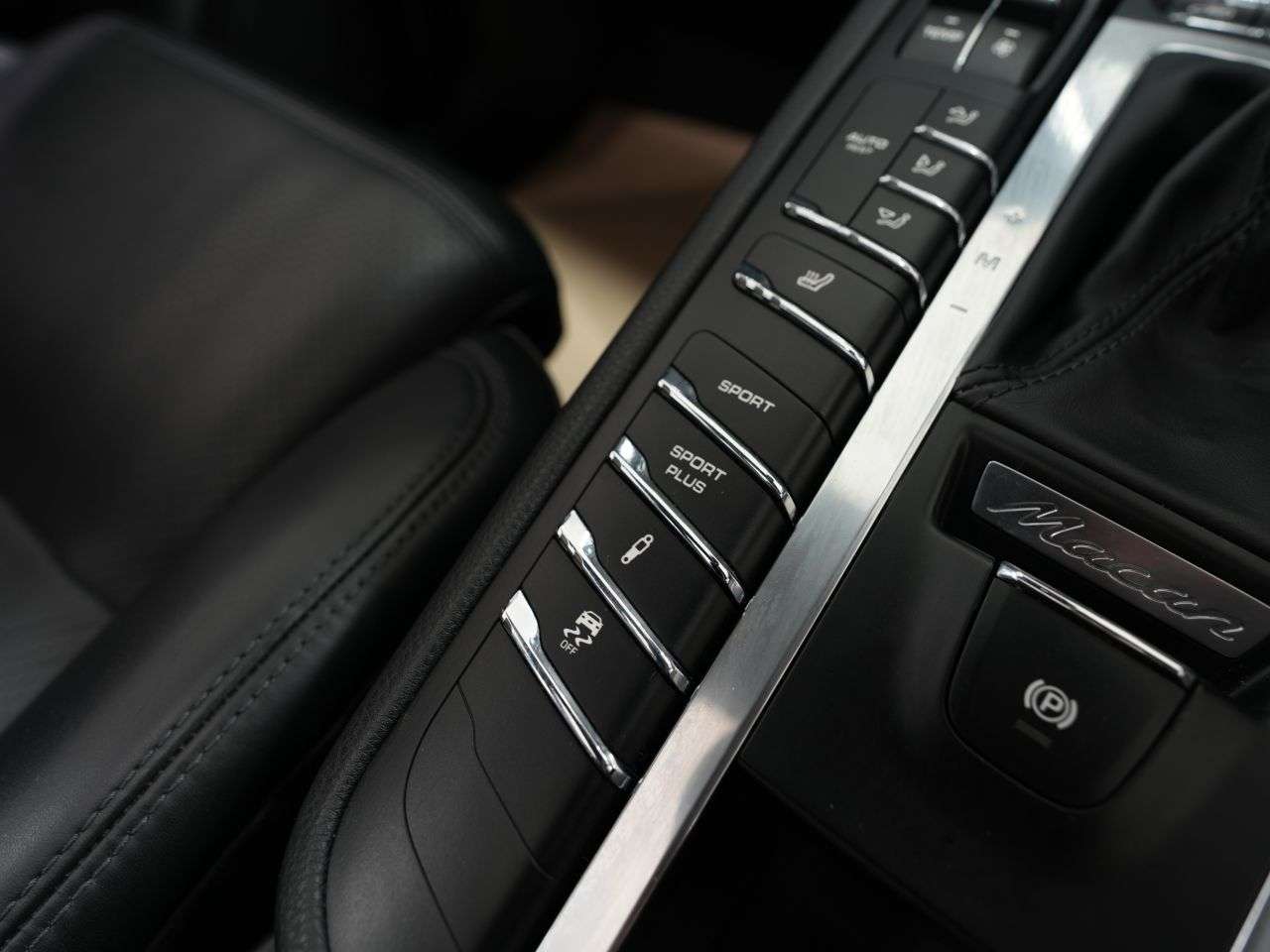 2014 PORSCHE MACAN 2014 PORSCHE MACAN