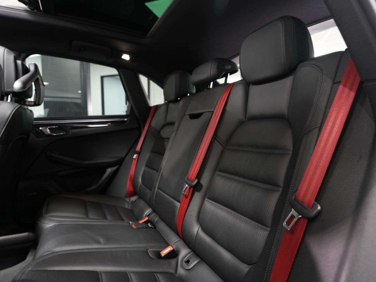 2014 PORSCHE MACAN 2014 PORSCHE MACAN