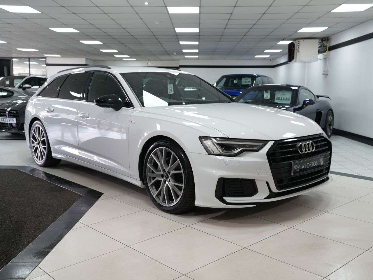 A 2022 AUDI A6 AVANT 2.0 TFSI 40 Black Edition Estate 5dr Petrol S Tronic Euro 6 (s/s) (204 ps) A 2022 AUDI A6 AVANT 2.0 TFSI 40 Black Edition Estate 5dr Petrol S Tronic Euro 6 (s/s) (204 ps)