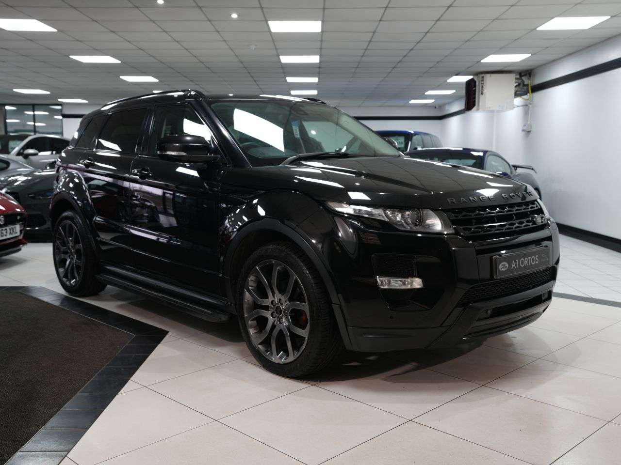A 2013 LAND ROVER RANGE ROVER EVOQUE 2.2 SD4 Dynamic SUV 5dr Diesel Auto 4WD Euro 5 (s/s) (190 ps) BE QUICK PART A 2013 LAND ROVER RANGE ROVER EVOQUE 2.2 SD4 Dynamic SUV 5dr Diesel Auto 4WD Euro 5 (s/s) (190 ps) BE QUICK PART
