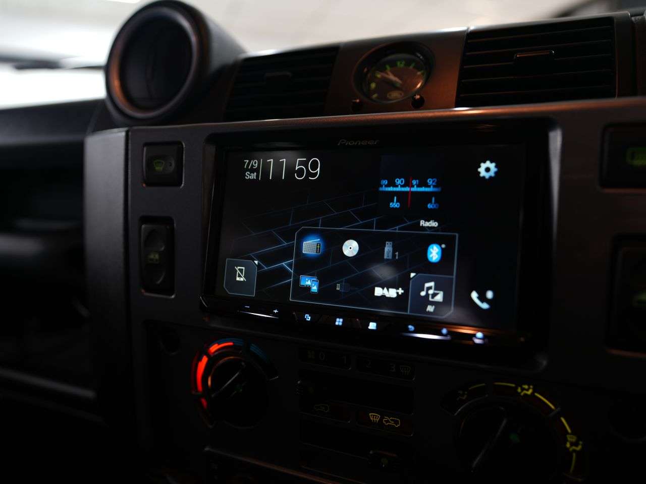 2012 LAND ROVER DEFENDER 2012 LAND ROVER DEFENDER