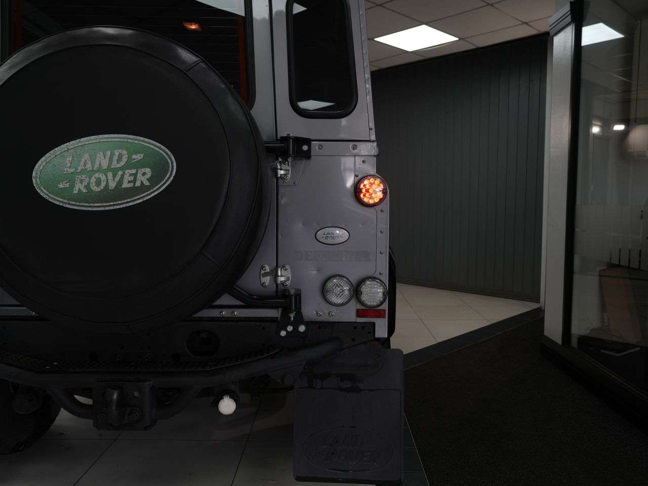 2012 LAND ROVER DEFENDER 2012 LAND ROVER DEFENDER