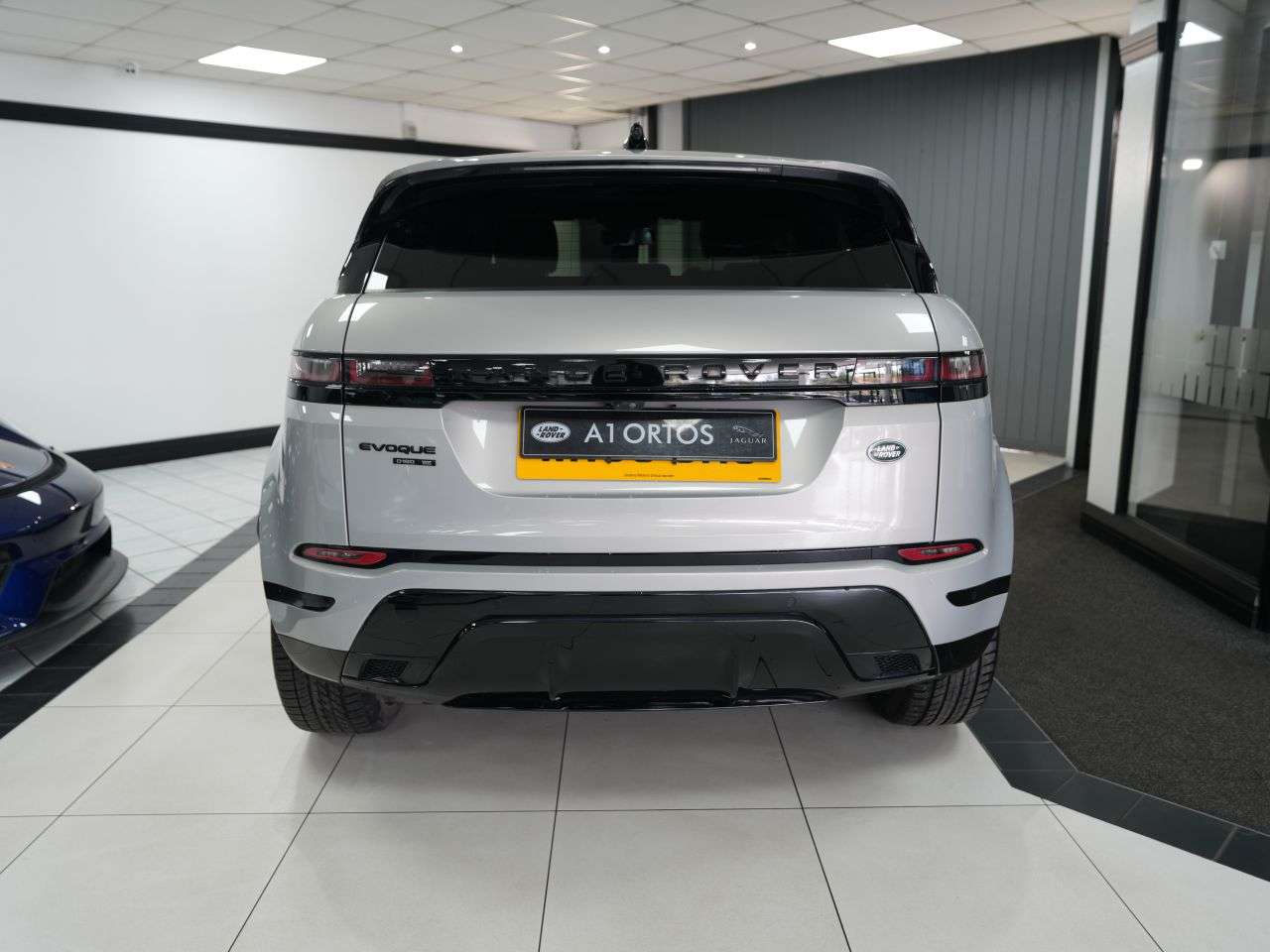 2019 LAND ROVER RANGE ROVER EVOQUE 2019 LAND ROVER RANGE ROVER EVOQUE