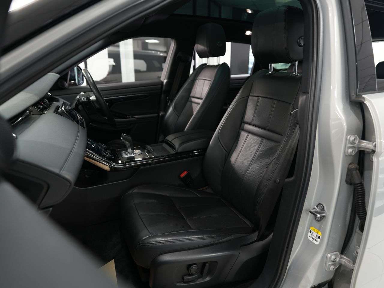 2019 LAND ROVER RANGE ROVER EVOQUE 2019 LAND ROVER RANGE ROVER EVOQUE