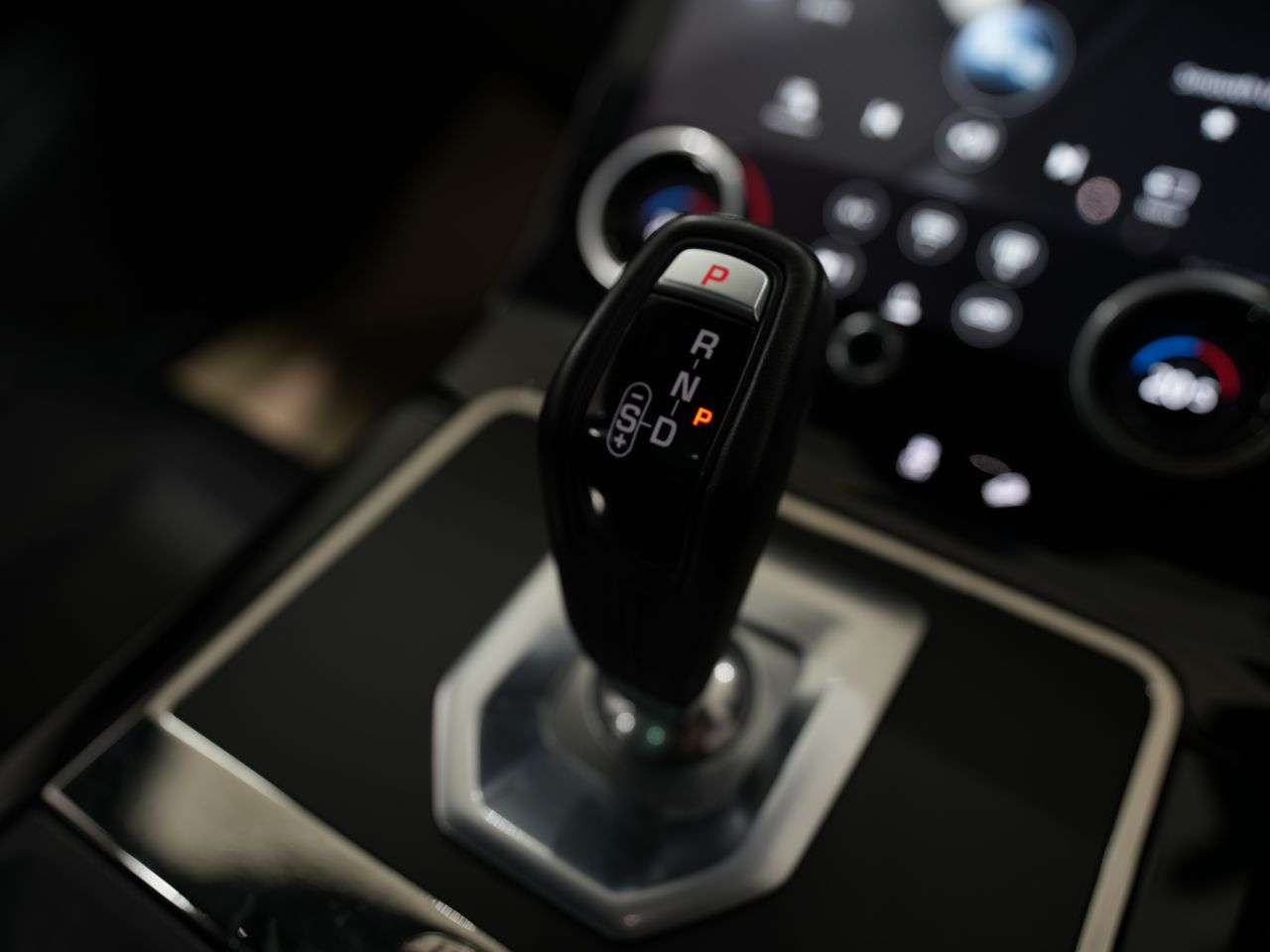 2019 LAND ROVER RANGE ROVER EVOQUE 2019 LAND ROVER RANGE ROVER EVOQUE