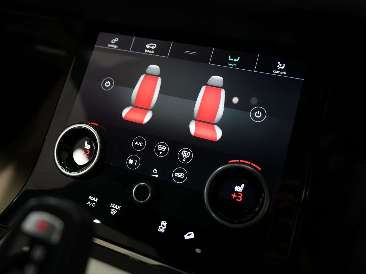 2019 LAND ROVER RANGE ROVER EVOQUE 2019 LAND ROVER RANGE ROVER EVOQUE