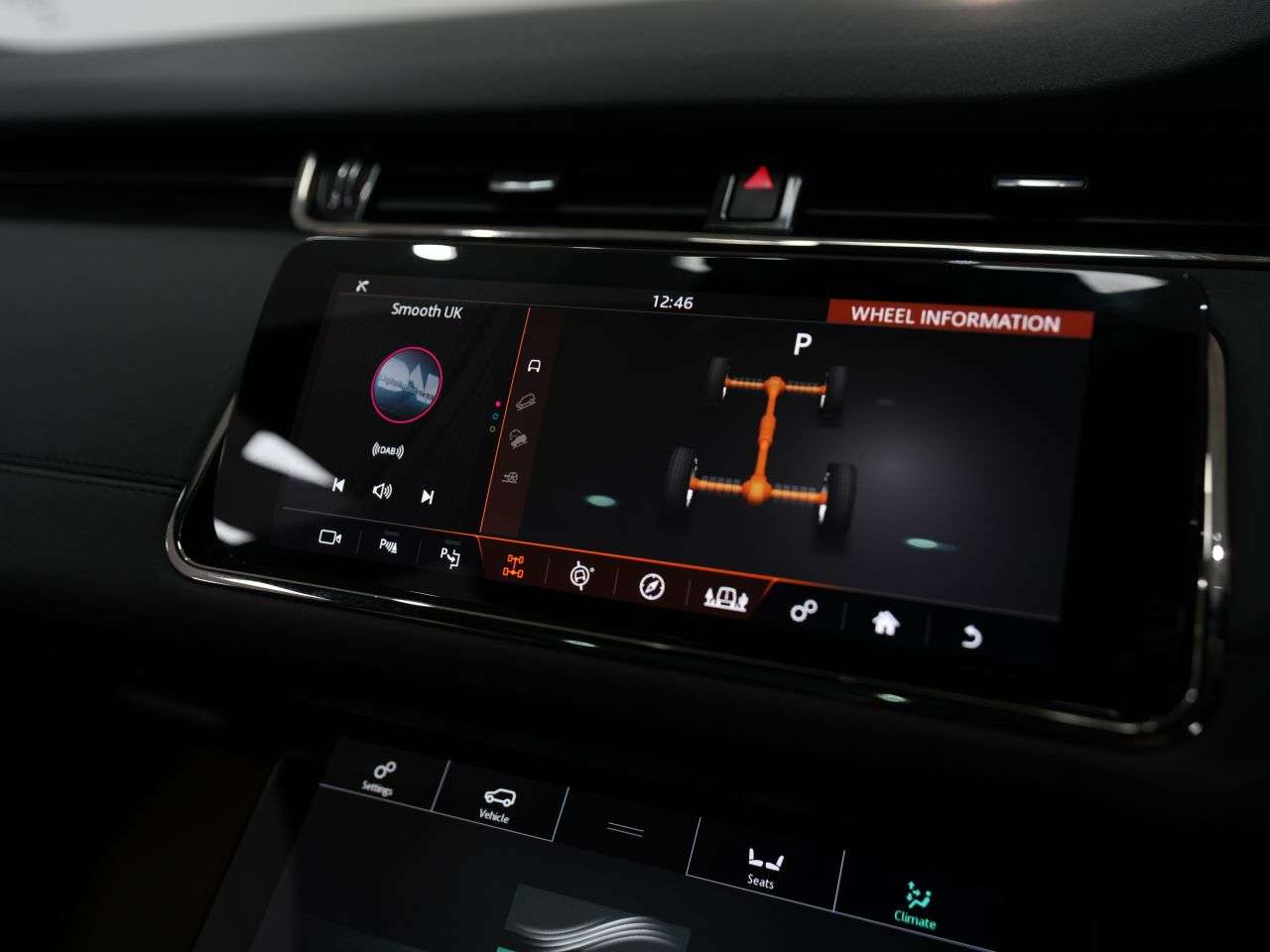2019 LAND ROVER RANGE ROVER EVOQUE 2019 LAND ROVER RANGE ROVER EVOQUE