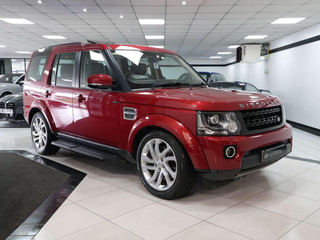 A 2015 LAND ROVER DISCOVERY 4 3.0 SD V6 HSE SUV 5dr Diesel Auto 4WD Euro 6 (s/s) (256 bhp) STUNNING LAND A 2015 LAND ROVER DISCOVERY 4 3.0 SD V6 HSE SUV 5dr Diesel Auto 4WD Euro 6 (s/s) (256 bhp) STUNNING LAND