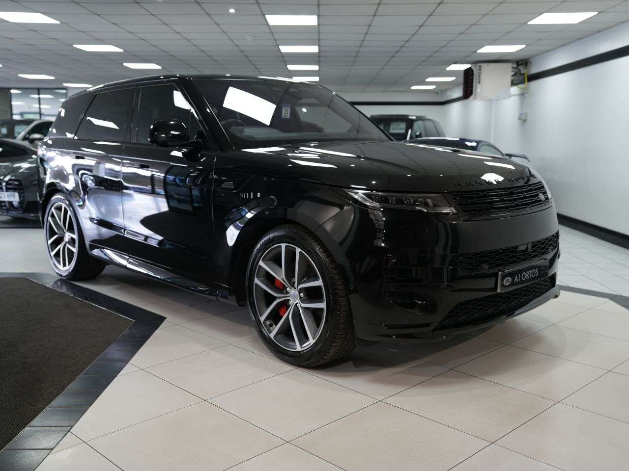 A 2023 LAND ROVER RANGE ROVER SPORT 3.0 D300 MHEV Dynamic SE SUV 5dr Diesel Auto 4WD Euro 6 (s/s) (300 ps) NEW A 2023 LAND ROVER RANGE ROVER SPORT 3.0 D300 MHEV Dynamic SE SUV 5dr Diesel Auto 4WD Euro 6 (s/s) (300 ps) NEW