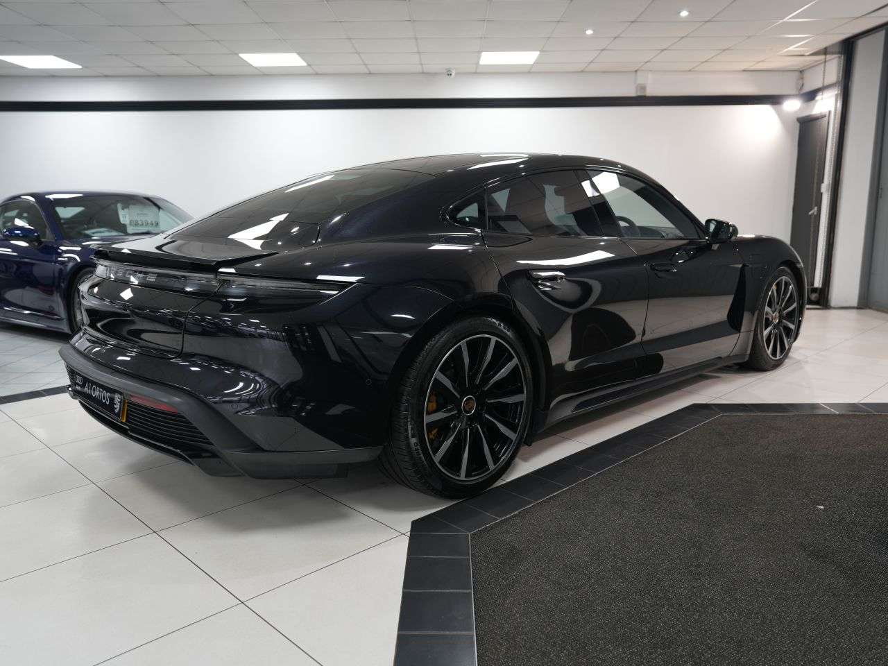 2020 PORSCHE TAYCAN 2020 PORSCHE TAYCAN