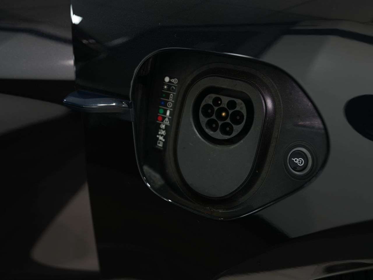 2020 PORSCHE TAYCAN 2020 PORSCHE TAYCAN