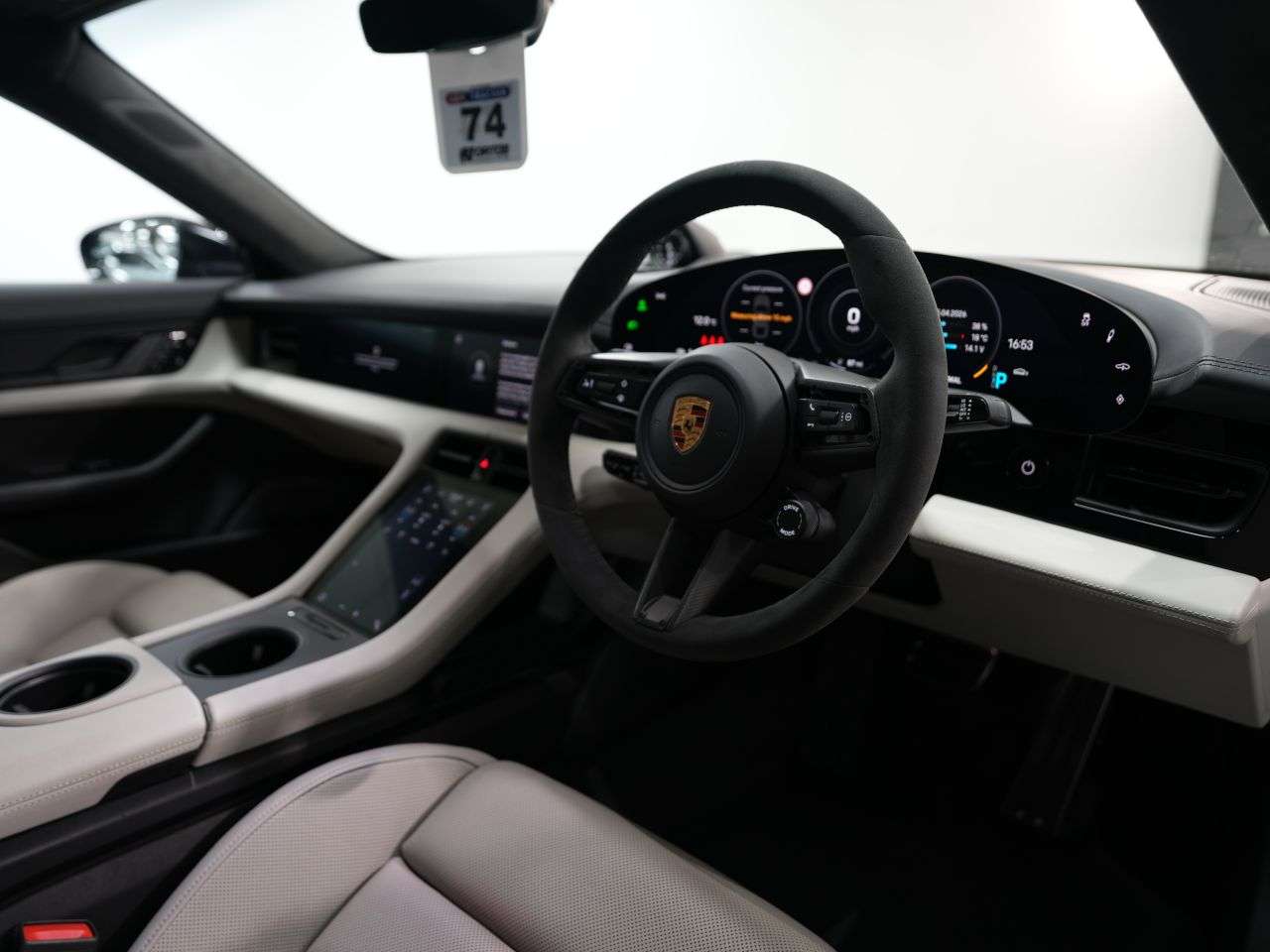 2020 PORSCHE TAYCAN 2020 PORSCHE TAYCAN
