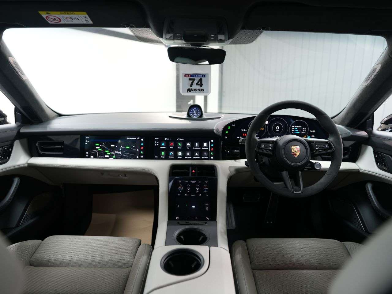 2020 PORSCHE TAYCAN 2020 PORSCHE TAYCAN