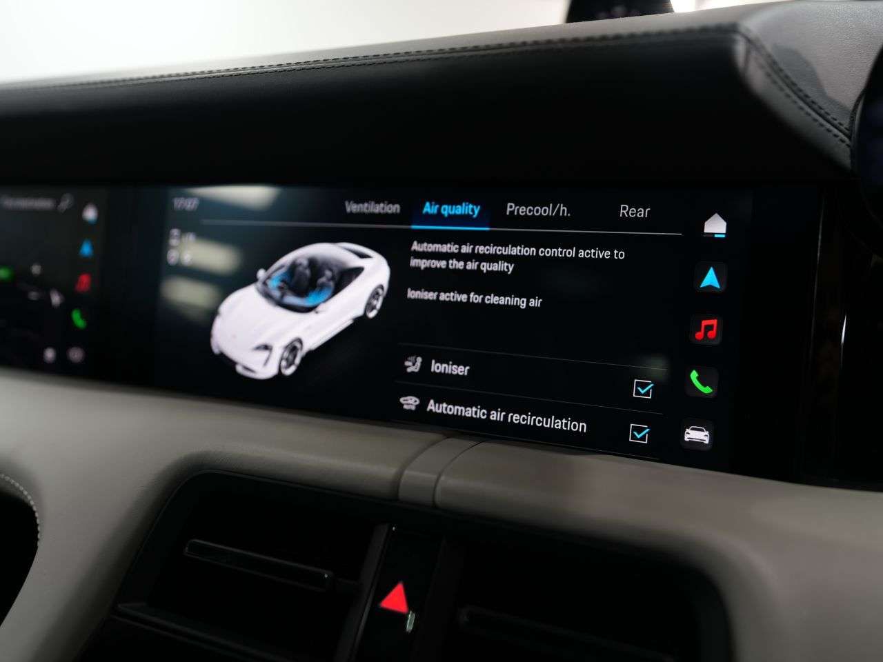 2020 PORSCHE TAYCAN 2020 PORSCHE TAYCAN