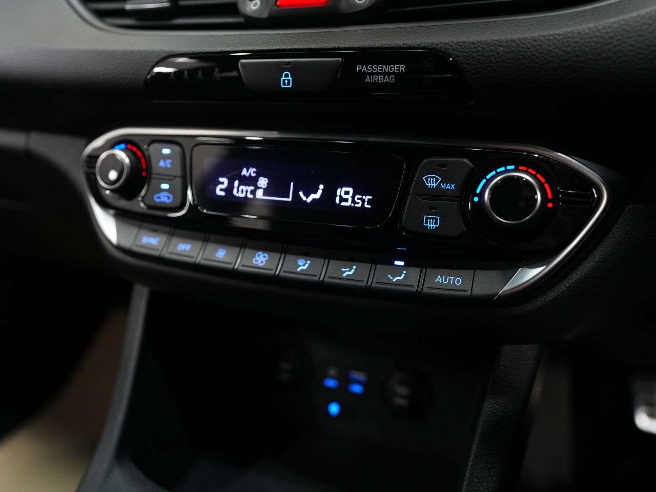 2019 HYUNDAI I30 2019 HYUNDAI I30