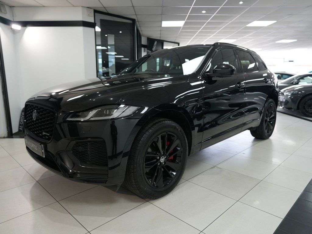 A 2023 JAGUAR F-PACE 2.0 D200 MHEV R-Dynamic Black SUV 5dr Diesel Auto AWD Euro 6 (s/s) (204 ps) A 2023 JAGUAR F-PACE 2.0 D200 MHEV R-Dynamic Black SUV 5dr Diesel Auto AWD Euro 6 (s/s) (204 ps)