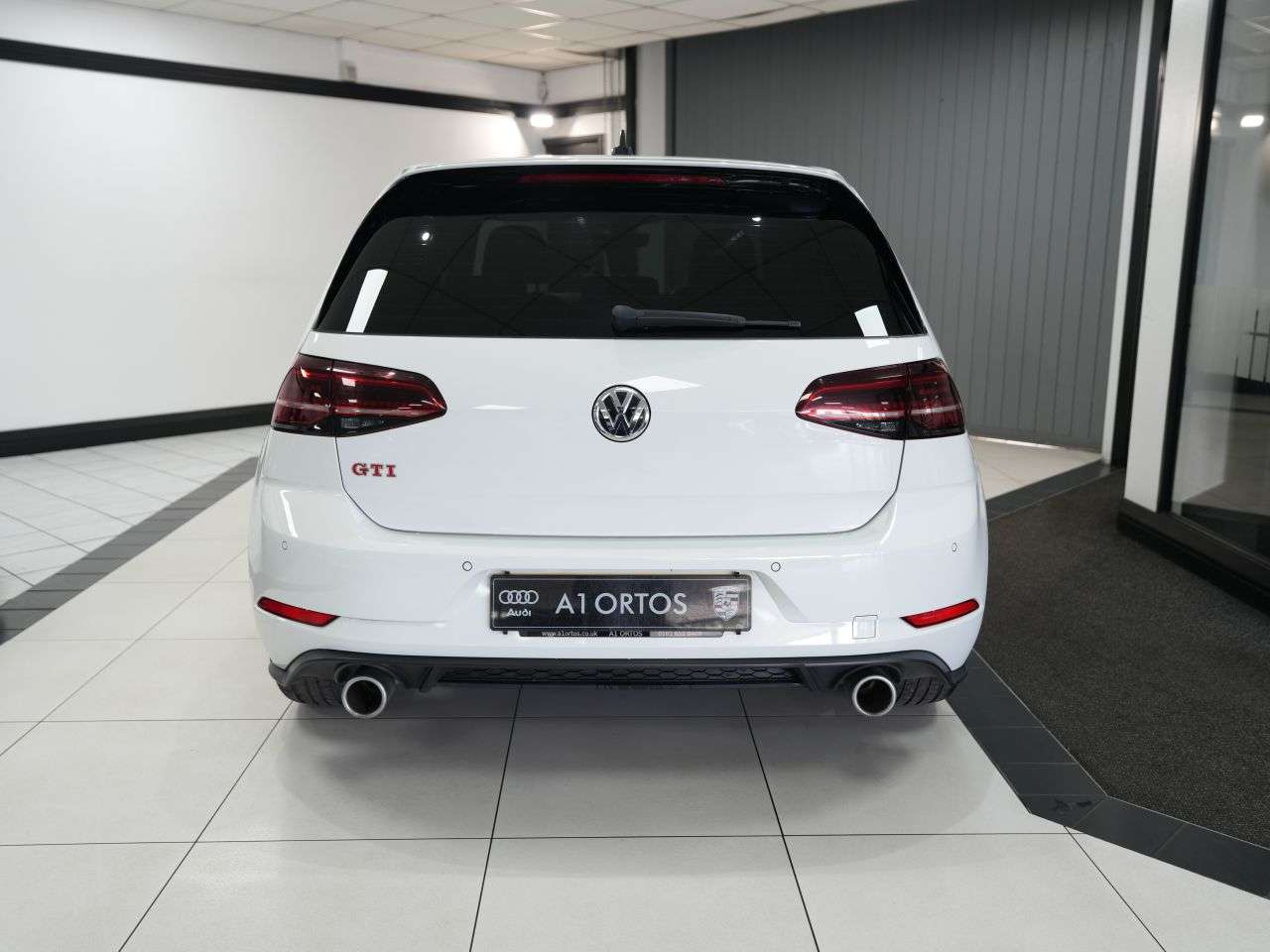 2020 VOLKSWAGEN GOLF 2020 VOLKSWAGEN GOLF