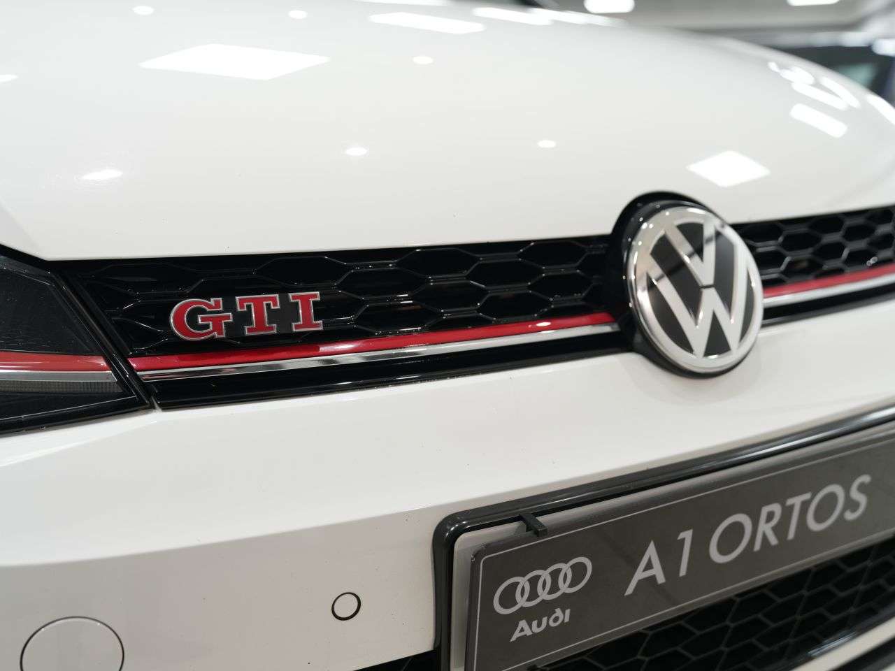 2020 VOLKSWAGEN GOLF 2020 VOLKSWAGEN GOLF