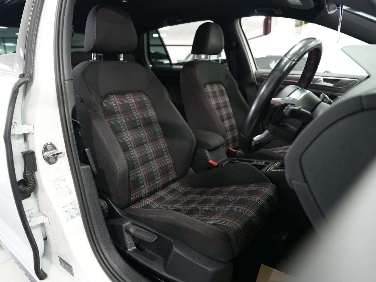 2020 VOLKSWAGEN GOLF 2020 VOLKSWAGEN GOLF