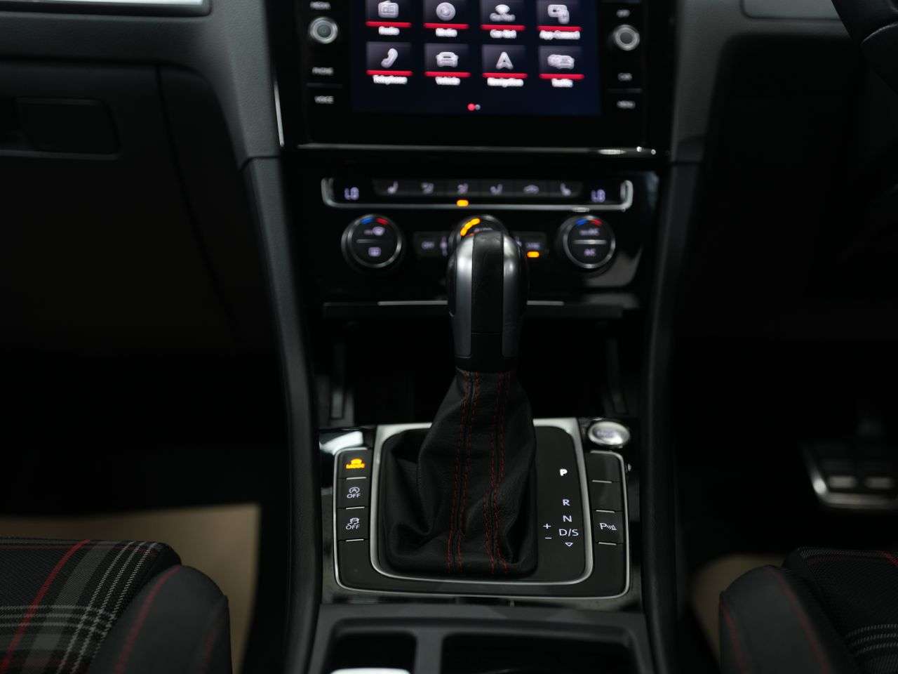2020 VOLKSWAGEN GOLF 2020 VOLKSWAGEN GOLF