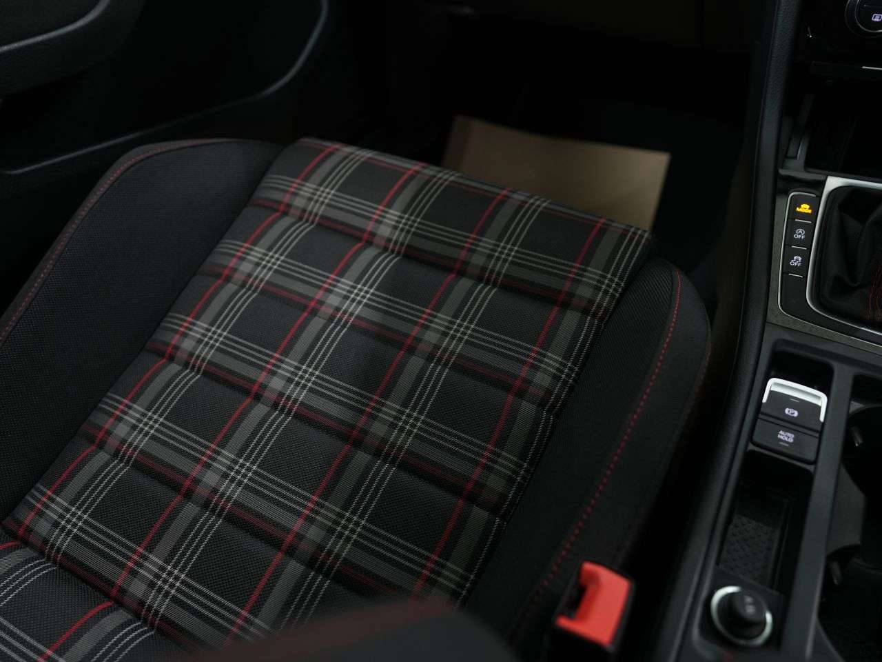 2020 VOLKSWAGEN GOLF 2020 VOLKSWAGEN GOLF