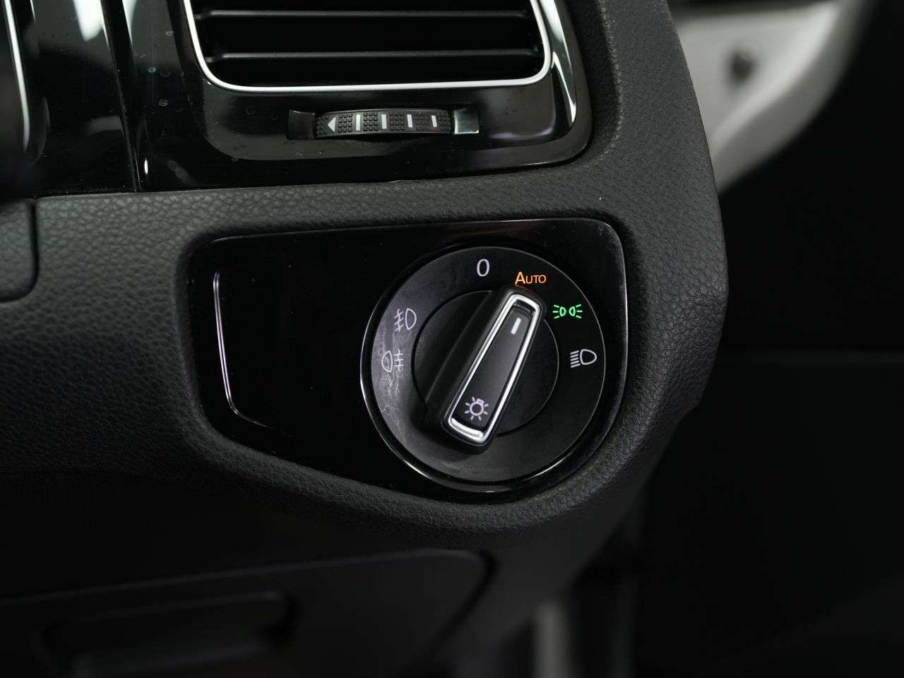 2020 VOLKSWAGEN GOLF 2020 VOLKSWAGEN GOLF