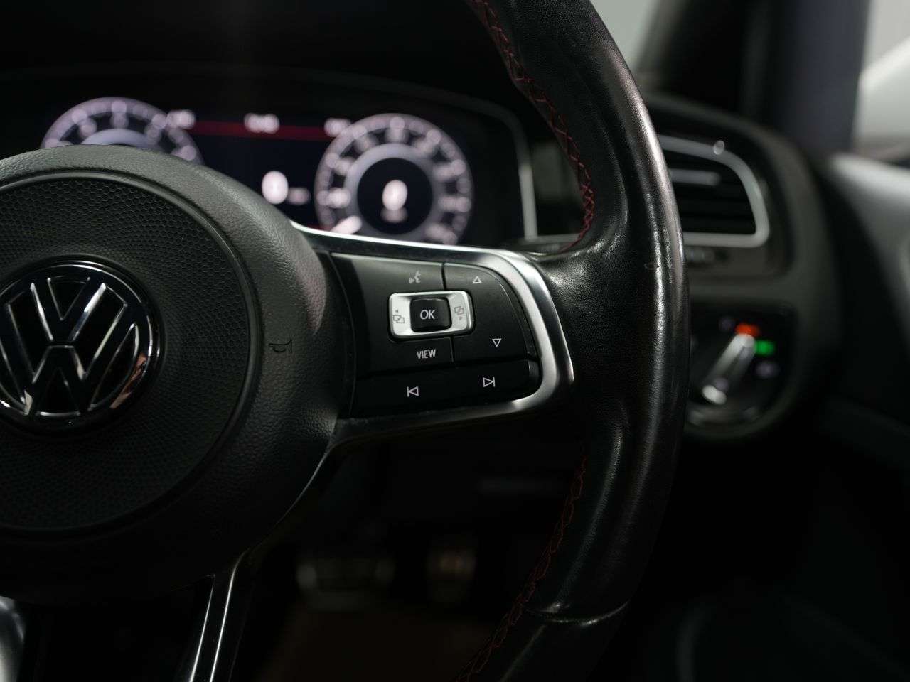2020 VOLKSWAGEN GOLF 2020 VOLKSWAGEN GOLF
