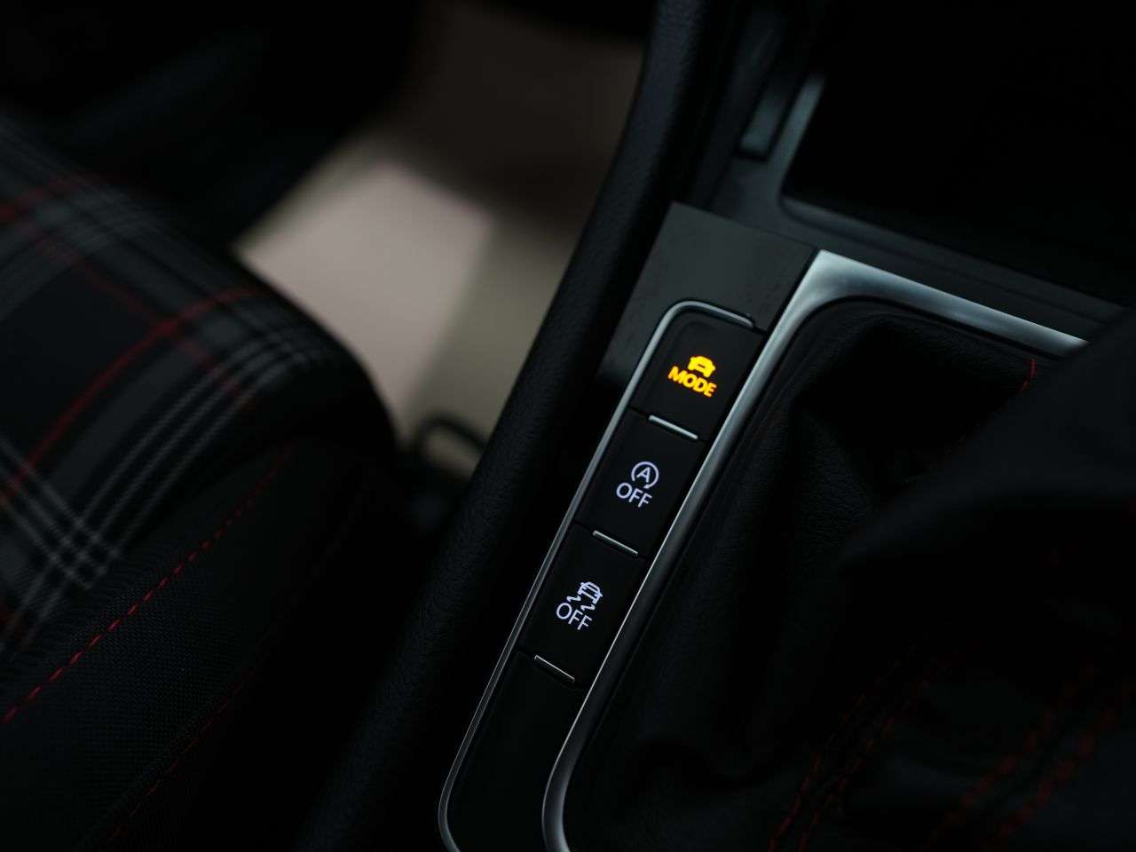 2020 VOLKSWAGEN GOLF 2020 VOLKSWAGEN GOLF