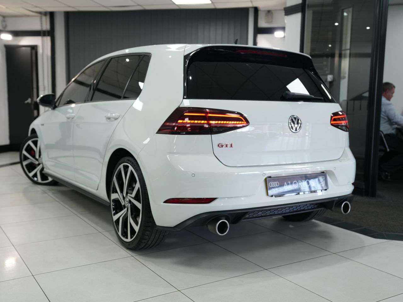 2020 VOLKSWAGEN GOLF 2020 VOLKSWAGEN GOLF