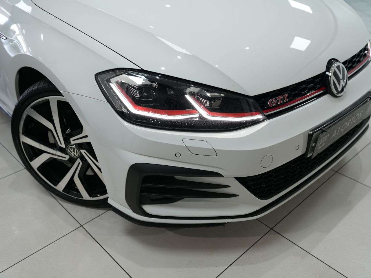 2020 VOLKSWAGEN GOLF 2020 VOLKSWAGEN GOLF