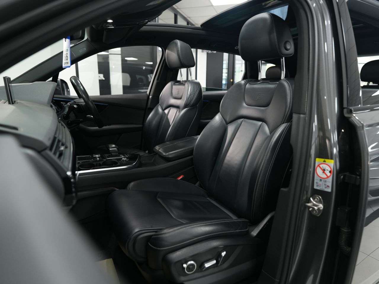 2019 AUDI Q7 2019 AUDI Q7