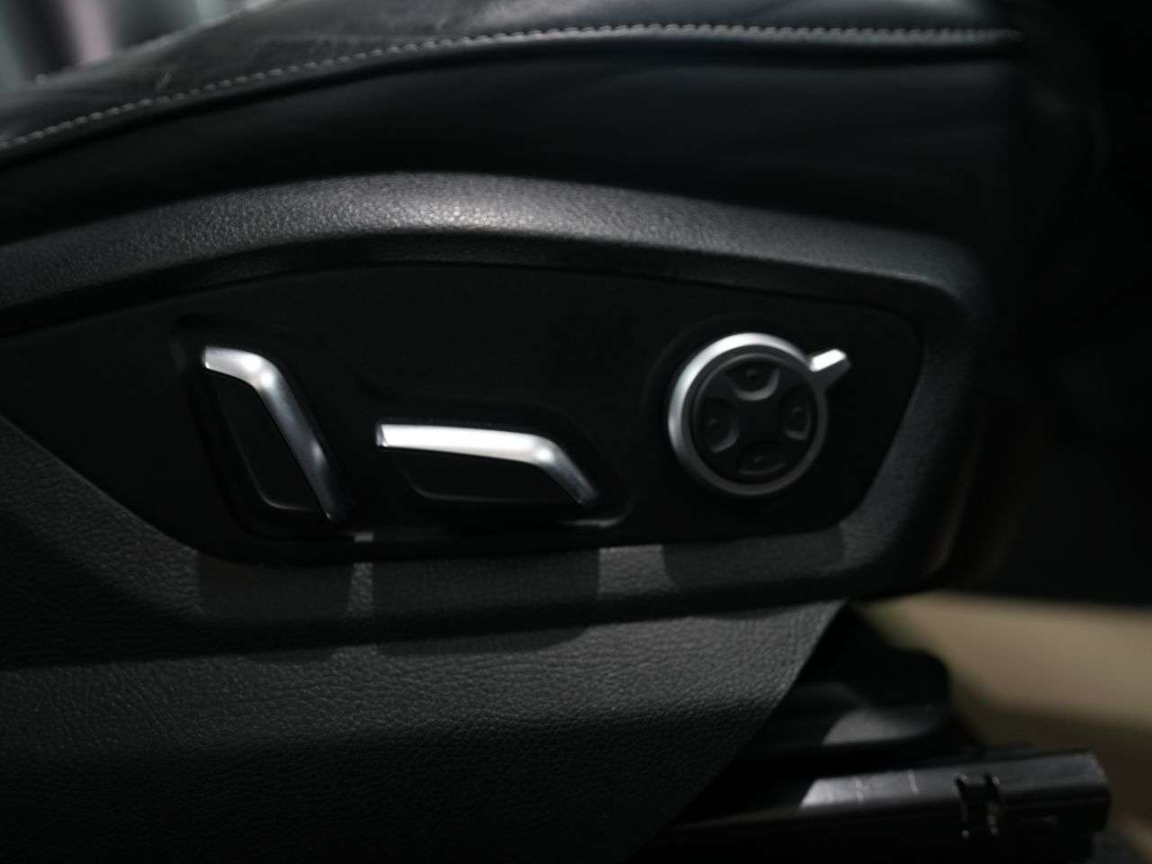2019 AUDI Q7 2019 AUDI Q7