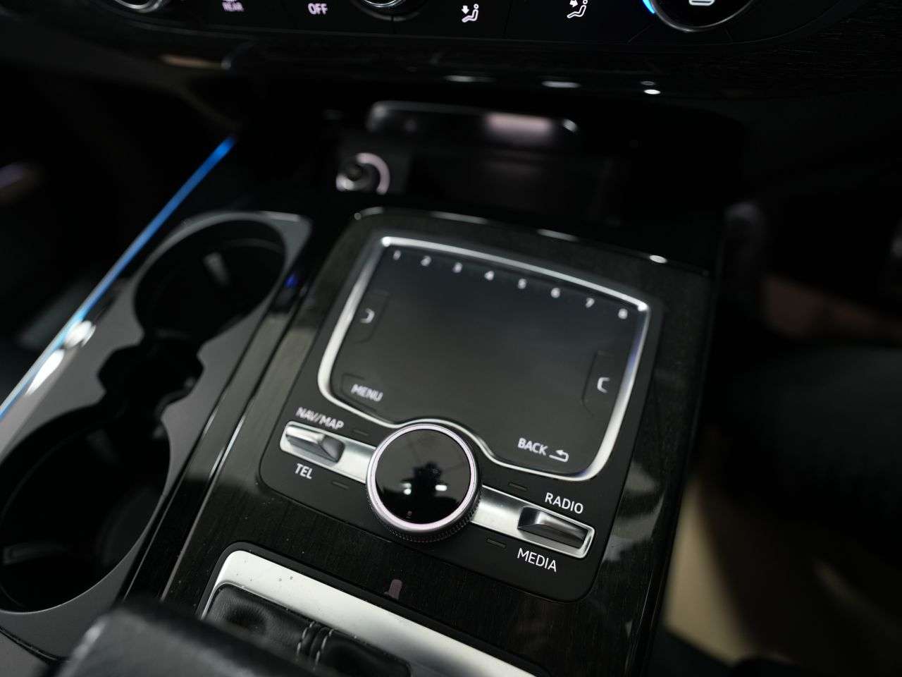 2019 AUDI Q7 2019 AUDI Q7