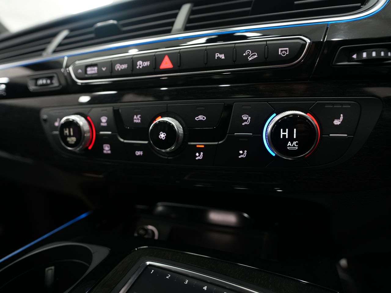 2019 AUDI Q7 2019 AUDI Q7