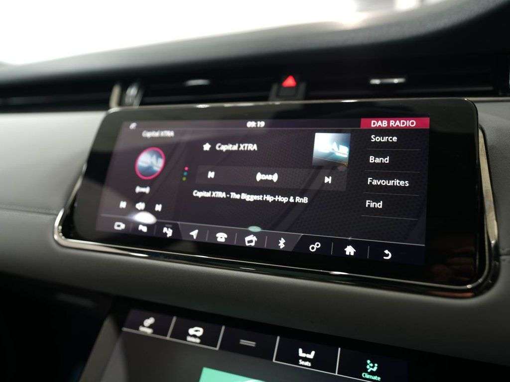 2020 LAND ROVER RANGE ROVER EVOQUE 2020 LAND ROVER RANGE ROVER EVOQUE