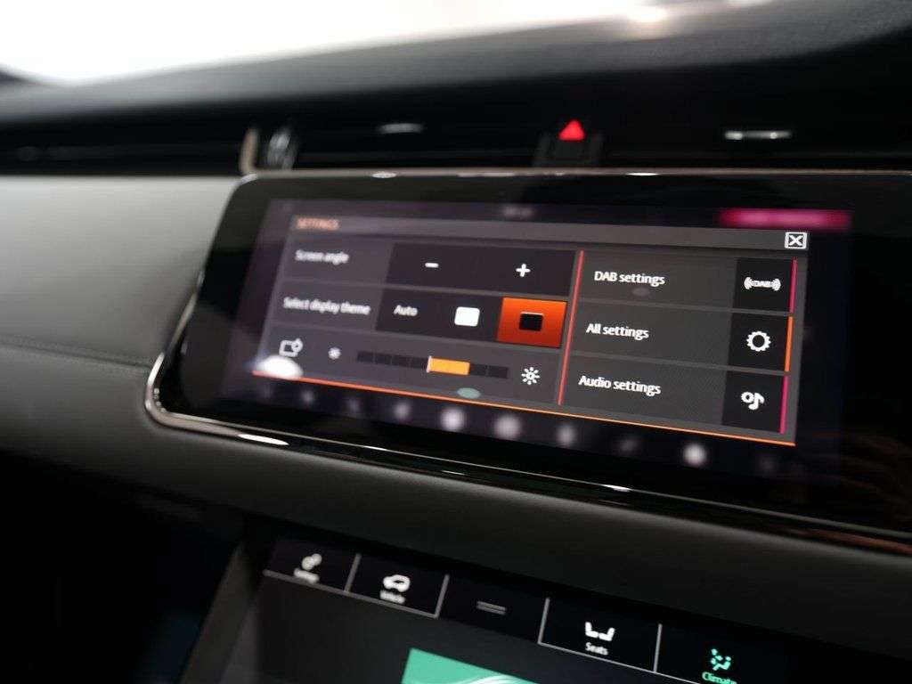 2020 LAND ROVER RANGE ROVER EVOQUE 2020 LAND ROVER RANGE ROVER EVOQUE