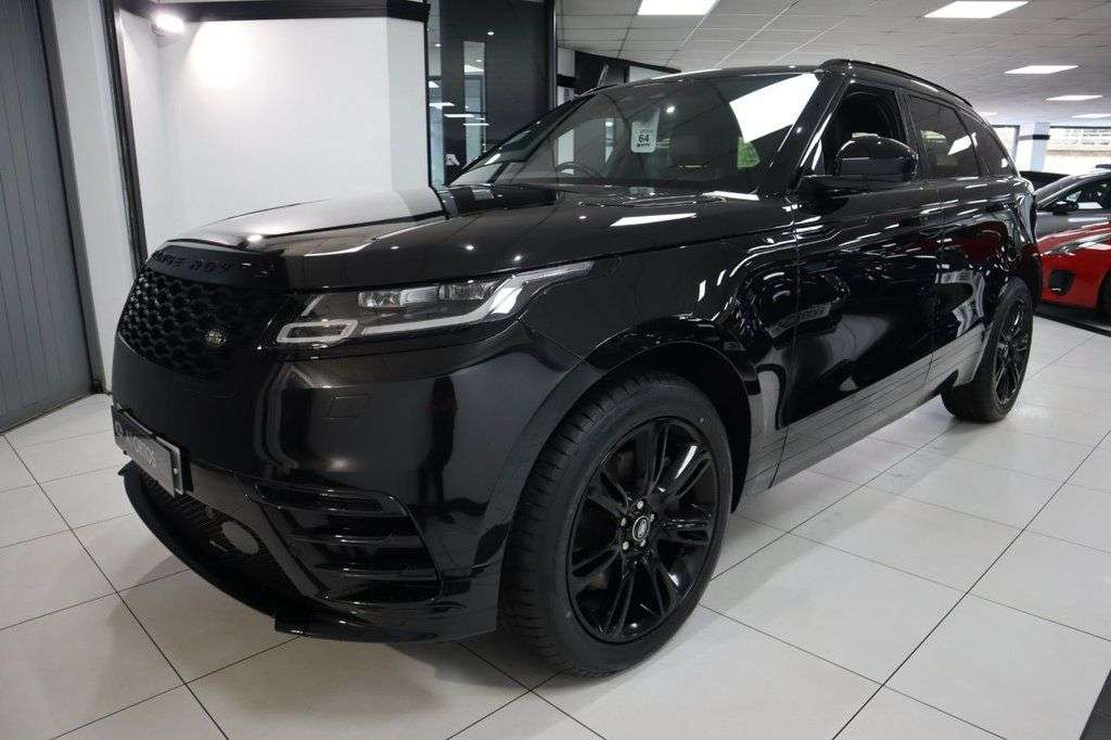 A 2022 LAND ROVER RANGE ROVER VELAR 2.0 D200 MHEV Edition SUV 5dr Diesel Auto 4WD Euro 6 (s/s) (204 ps) 1 OWNER A 2022 LAND ROVER RANGE ROVER VELAR 2.0 D200 MHEV Edition SUV 5dr Diesel Auto 4WD Euro 6 (s/s) (204 ps) 1 OWNER