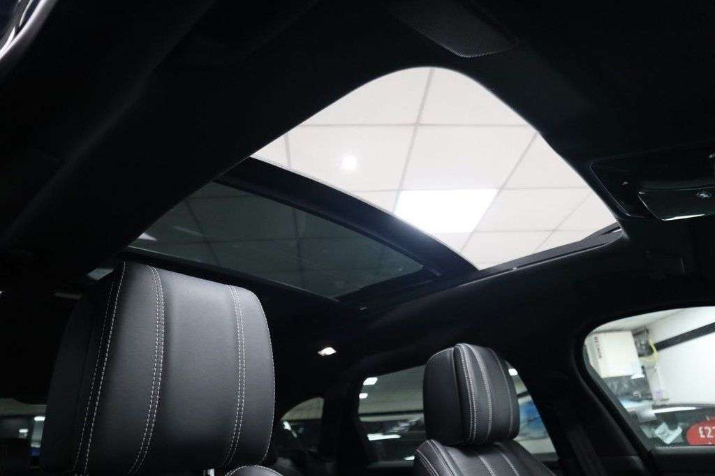 2022 LAND ROVER RANGE ROVER VELAR 2022 LAND ROVER RANGE ROVER VELAR