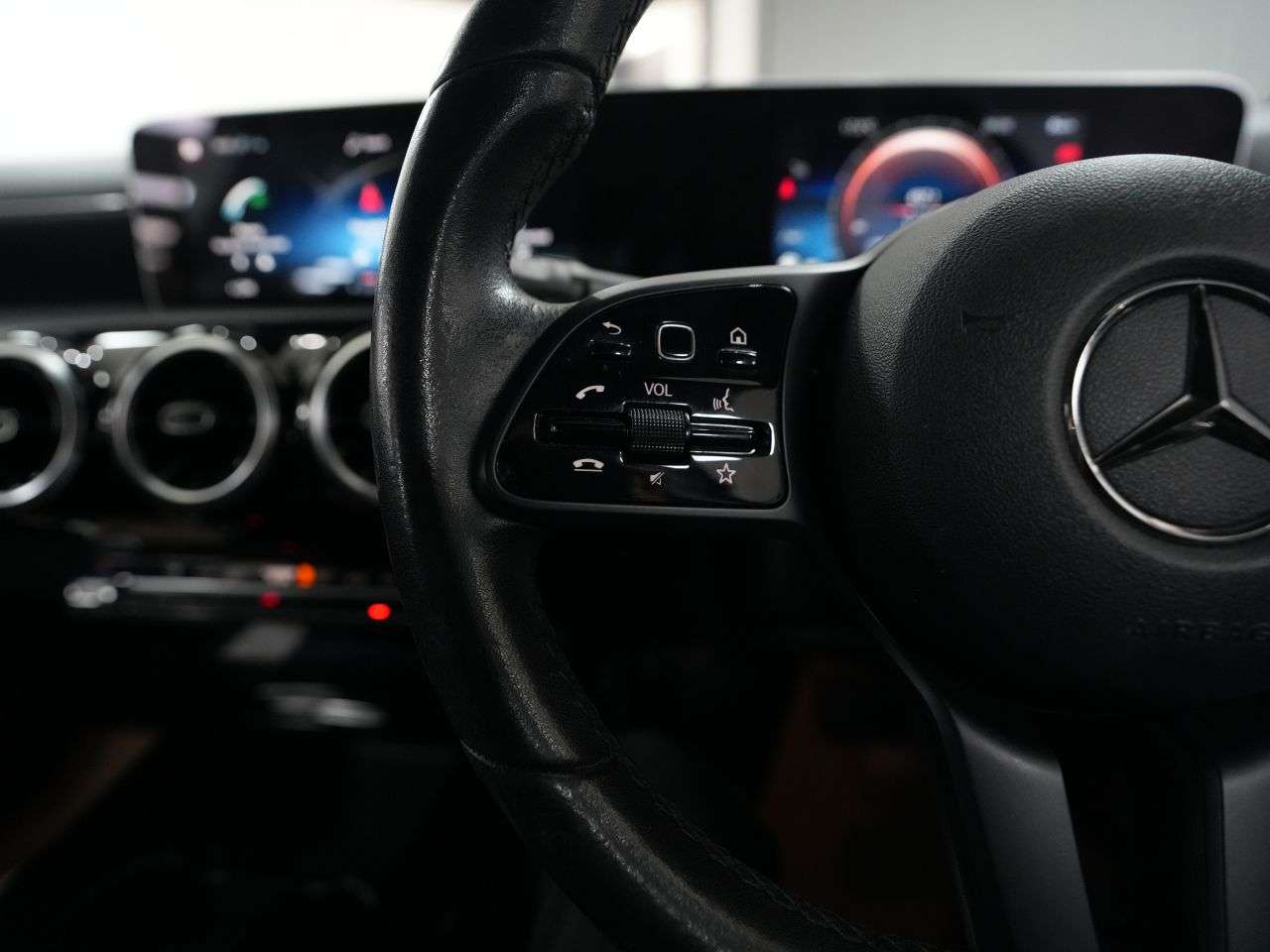 2019 MERCEDES-BENZ A CLASS 2019 MERCEDES-BENZ A CLASS