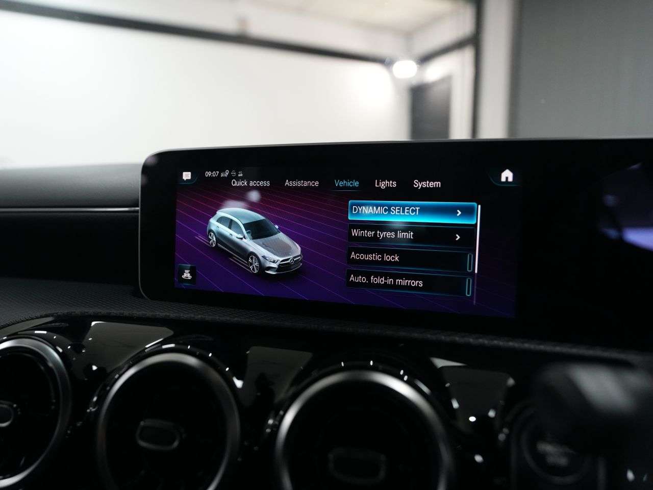 2019 MERCEDES-BENZ A CLASS 2019 MERCEDES-BENZ A CLASS