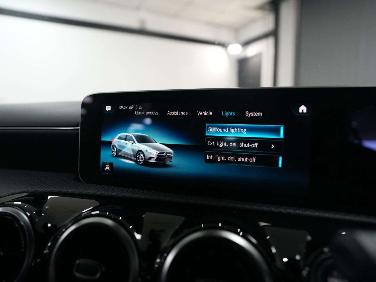 2019 MERCEDES-BENZ A CLASS 2019 MERCEDES-BENZ A CLASS