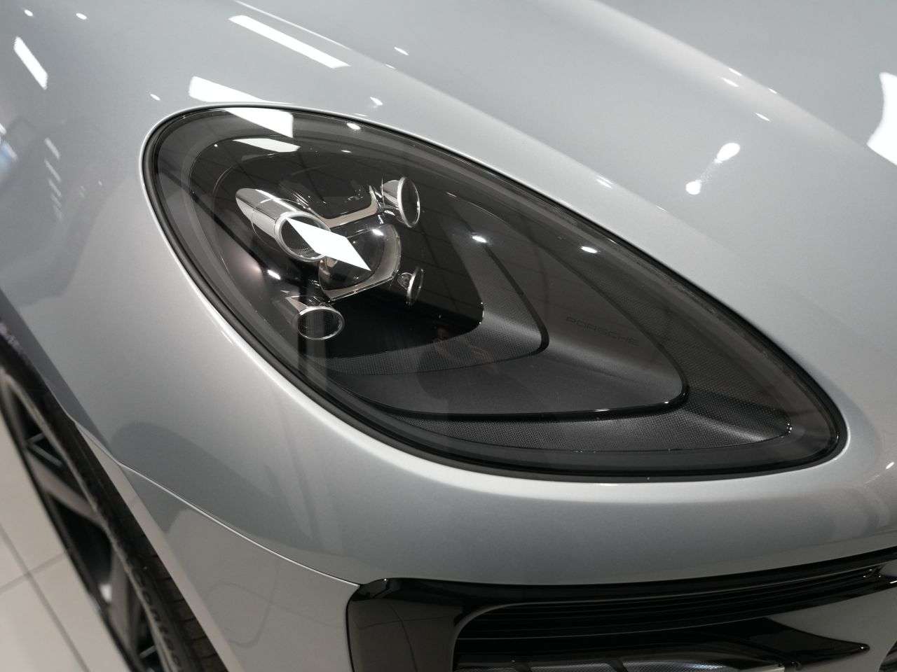 2019 PORSCHE MACAN 2019 PORSCHE MACAN