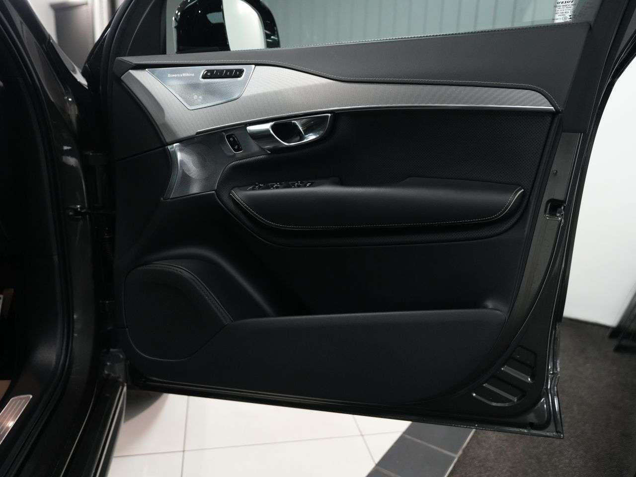 2022 VOLVO XC90 2022 VOLVO XC90