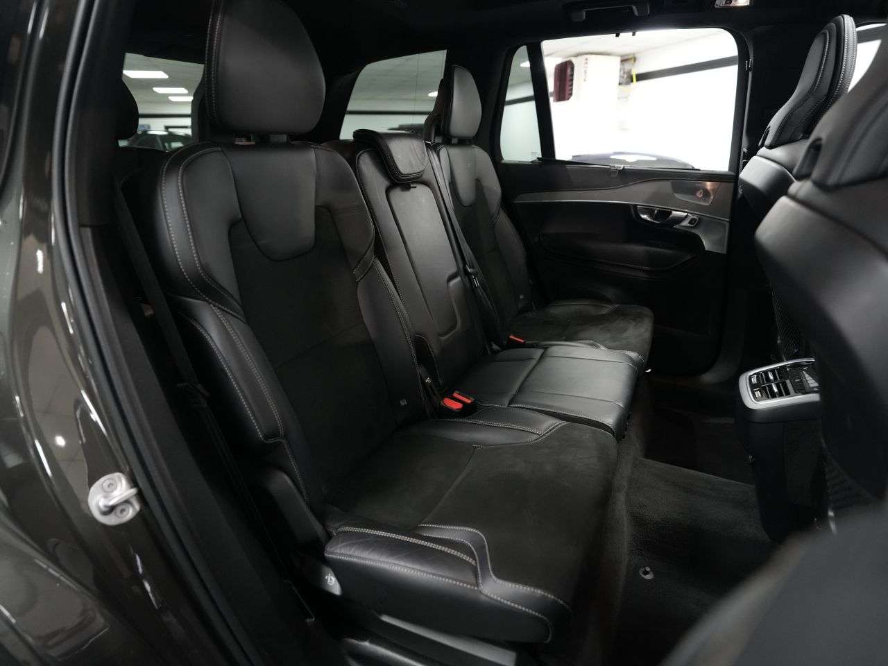 2022 VOLVO XC90 2022 VOLVO XC90