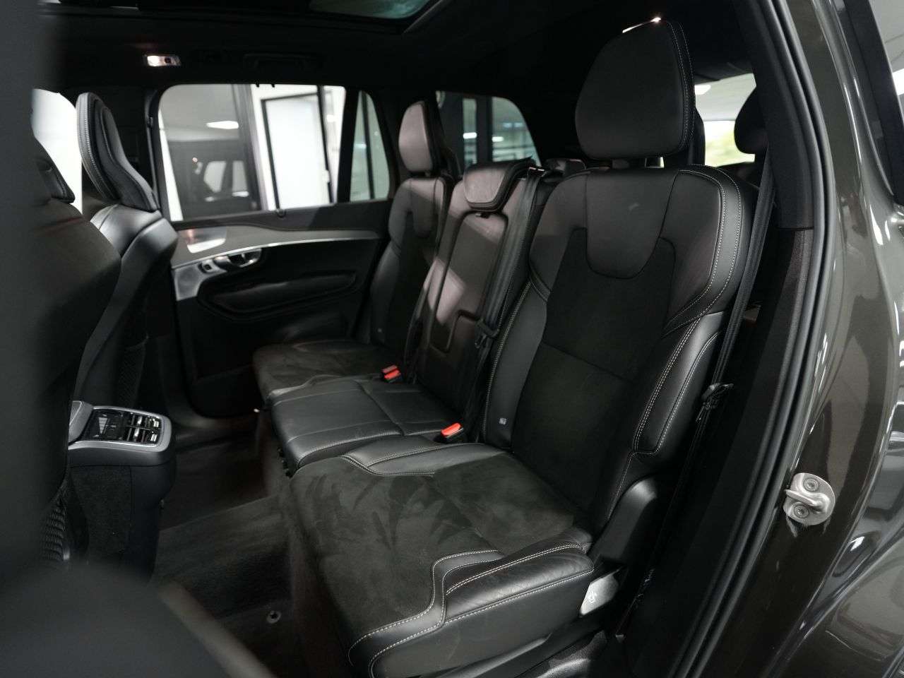 2022 VOLVO XC90 2022 VOLVO XC90