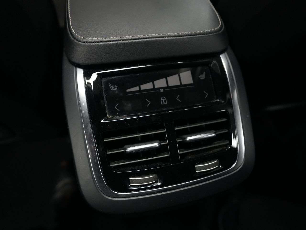 2022 VOLVO XC90 2022 VOLVO XC90