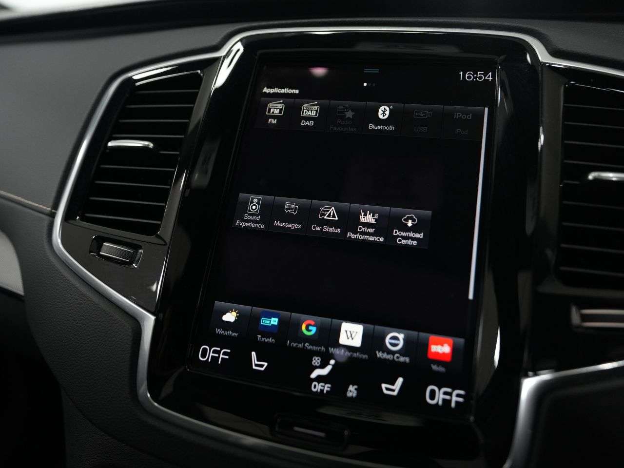 2022 VOLVO XC90 2022 VOLVO XC90