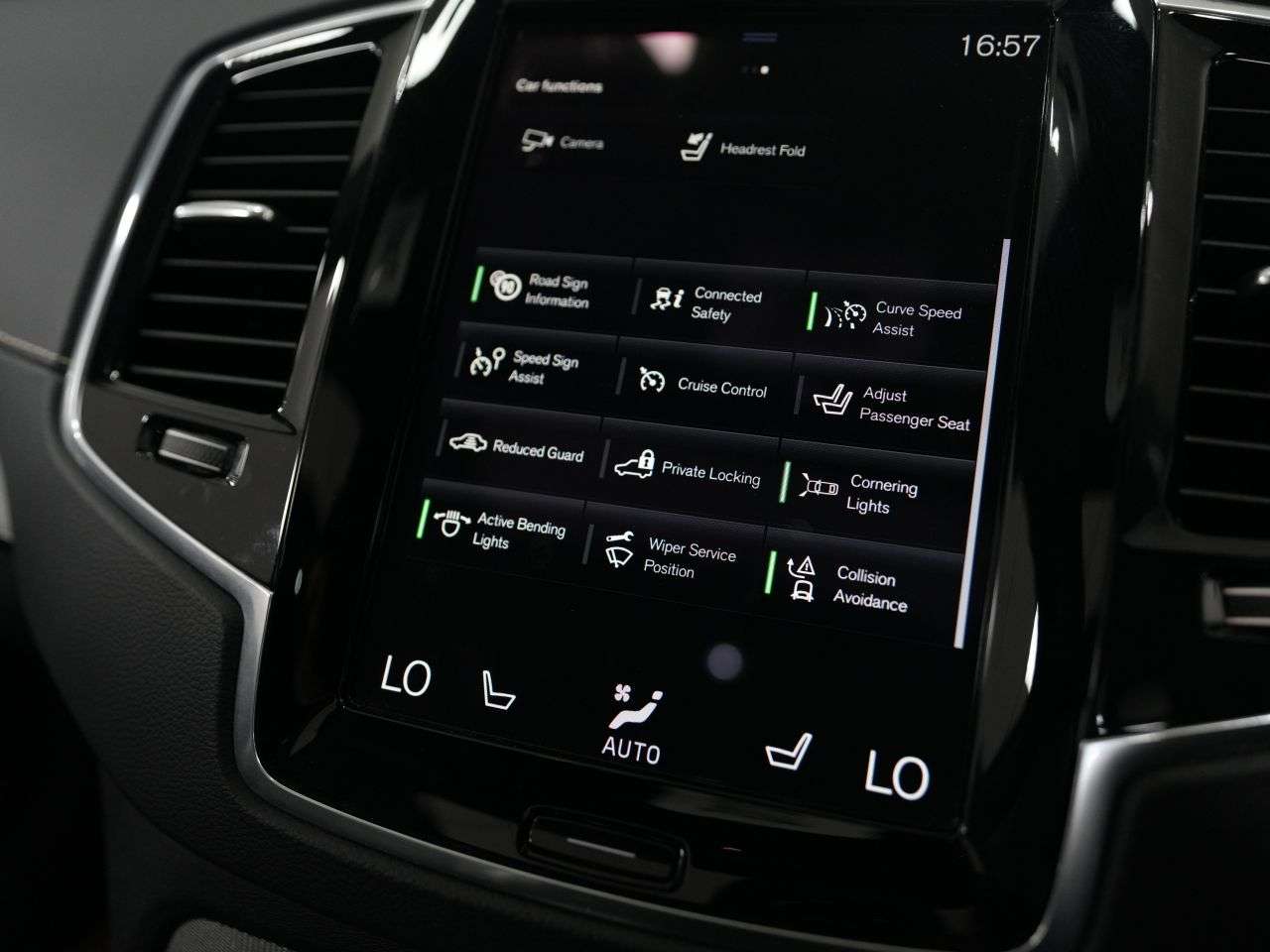 2022 VOLVO XC90 2022 VOLVO XC90